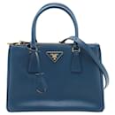 Sac Galleria en cuir Saffiano bleu - Prada