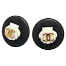 Boucles d'oreilles Chanel Coco Mark Noir Blanc Or Plastique en Très Bon État