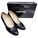 Chanel leather pump