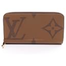 Louis Vuitton Zippy Wallet Canvas Long Wallet M69353 in Great Condition