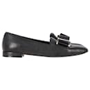 Mocassins Sarno em couro preto da Salvatore Ferragamo