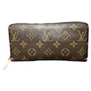 Louis Vuitton Portefeuille zippy