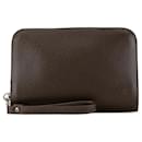 Louis Vuitton Taiga Baikal Leather Clutch Bag M30188 in Very Good Condition