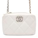 Bolsa de Ombro Chanel Chain 19 Matelassé Coco Mark em Couro de Cordeiro - Branco