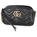 Gucci GG Marmont Small Schultertasche aus schwarzem matelassé-Leder