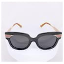 Óculos de sol oversized Gucci Black Acetate GG0281SA com detalhe Web