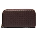 Bottega Veneta Intrecciato Leather Zip-Around Wallet Brown in Very Good Condition