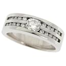 Platine PT900 Bague pour femme avec 0.311ct diamant et 0.20ct de diamants sertis pavé, size 6 In excellent condition - & Other Stories