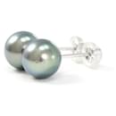 Boucles d'oreilles en perles en or blanc K14 1,8 g en excellent état - & Other Stories