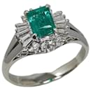 Pt900 Platinum Emerald 0.88ct Diamond 0.35ct Ring in Excellent Condition - & Other Stories