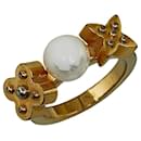 Louis Vuitton Gold Plated Fake Pearl Ring M75482 in Good Condition