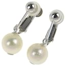 14k Gold Pearl Earrings in Excellent Condition - & Other Stories