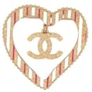 NUEVO BROCHE CHANEL CORAZÓN LOGO CC METAL DORADO NUEVO BROCHE - Chanel