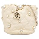 Weiße Chanel Mini Quilted Lammleder Drawstring Bucket Bag About Pearls