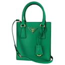 Grüne Prada Saffiano Handtasche