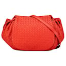 Bandolera de nappa intrecciato roja de Bottega Veneta