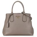 Bolso Prada Vitello Daino beige