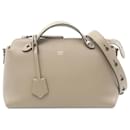 Sac à main Fendi Medium By The Way beige