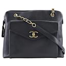 Bolso de hombro de cuero caviar negro Chanel para mujeres