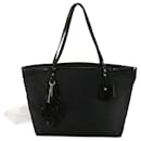 Gucci GG Canvas Shoulder Bag - Black