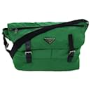 PRADA Sac à épaule en nylon vert Auth 78081 - Prada