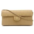 Bolsa de ombro Chanel Chocolate Bar em couro de cordeiro bege