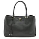 Prada Saffiano Lux Handbag Tote Bag in Black Leather