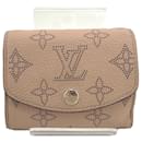 Portefeuille bi-fold Louis Vuitton en rose magnolia