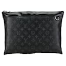 Louis Vuitton Monogram Eclipse Clutch Tasche