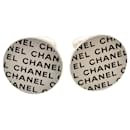 Pendientes de clip plateados Chanel