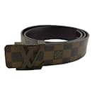 Ceinture Damier LV Initial Santur M9807 de Louis Vuitton