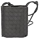 Bottega Veneta El Bolso de Hombro The Knot