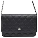 Cartera de cadena de cuero caviar negro Chanel