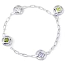 Bracelet charm Cartier en or blanc avec aigue-marine et péridot