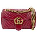 Bolso de hombro de cuero Gucci GG Marmont