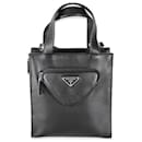 Prada Tote Pequeno em Nappa Preto com Bolso Triangular