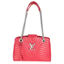 New Wave Kette Tote aus rotem Kalbsleder von Louis Vuitton