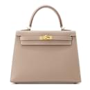 Sac à main Hermes Kelly 25 en gris Etoupe - Hermès