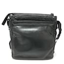 Bolso de hombro de cuero negro Prada