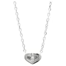 Collar colgante de diamante en oro blanco C Heart de Cartier