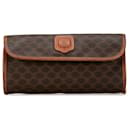 Clutch Macadam Celine Marrone - Céline