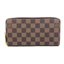 Portefeuille long zippé Damier Louis Vuitton