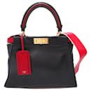 Bolsa de ombro Fendi Peekaboo Defender