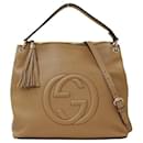 Borsa in pelle Gucci Soho in rosa beige