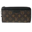 Louis Vuitton Monogram Zippy Dragonne Coin Purse