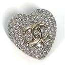 Broche en forme de cœur en strass Chanel 20S