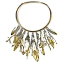 Collier ras du cou V essentiel en plumes Louis Vuitton