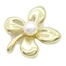 Broche de pérola Mikimoto em ouro amarelo