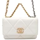 Cartera de cadena blanca Chanel