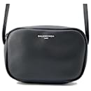 Bolsa de Ombro Balenciaga Everyday Camera XS